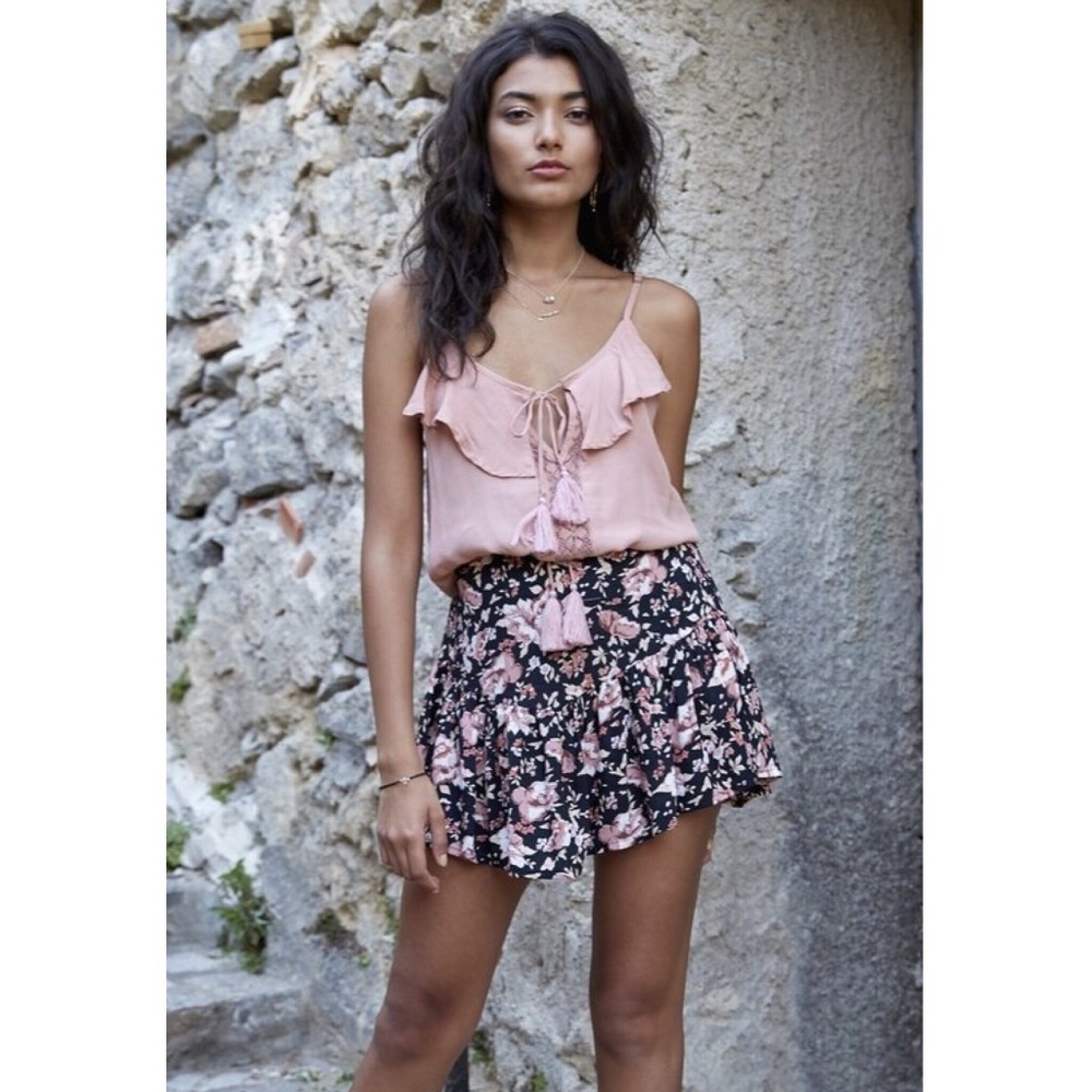 NWT Kivari Set (skirt & top)